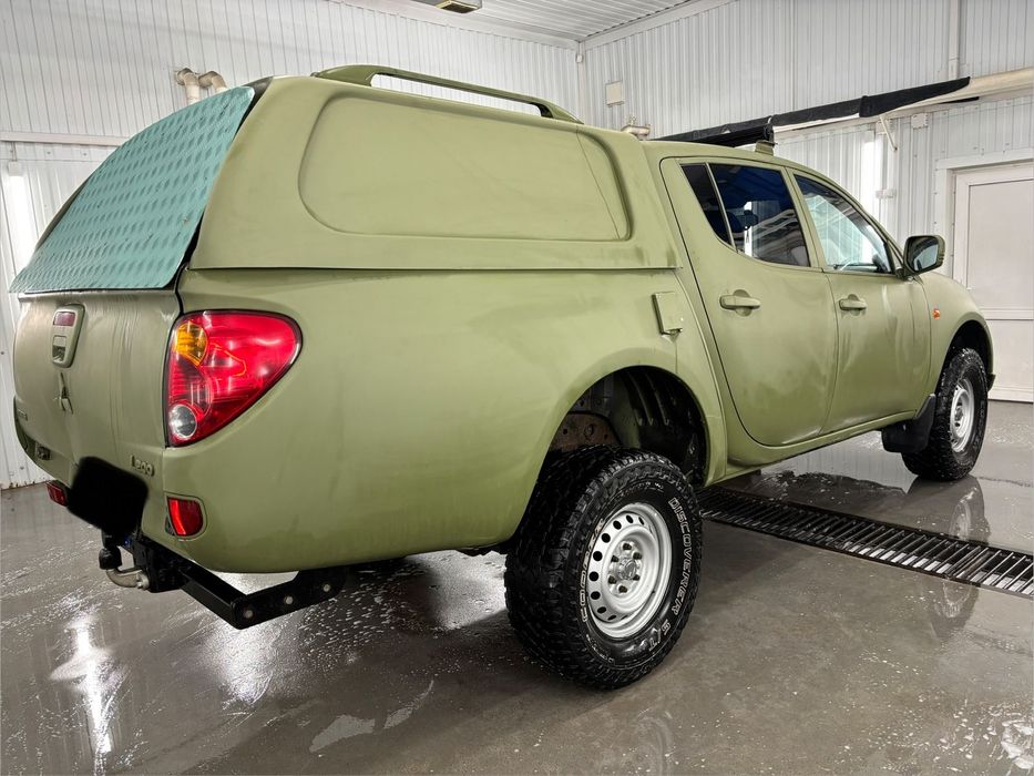 Mitsubishi l200 2011 ideal