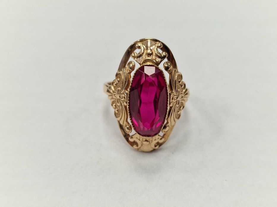 Złoty pierścionek/ 583/ 5.51 gram/ R18/ Korund/ ZSRR od 1958 roku