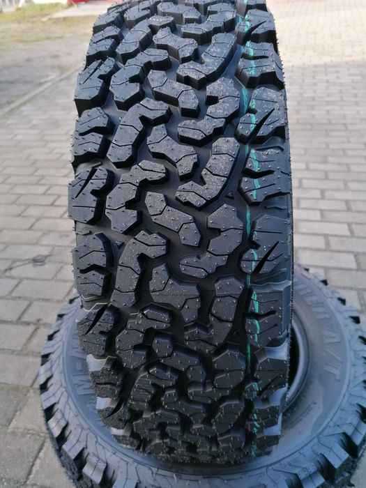 Opony uniwersalne 215/65 16  AT