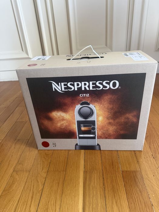 Nespresso Citiz Cherry Red nova com garantia