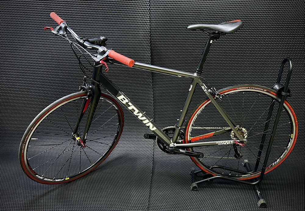 Шосейний велосипед Бітвін
