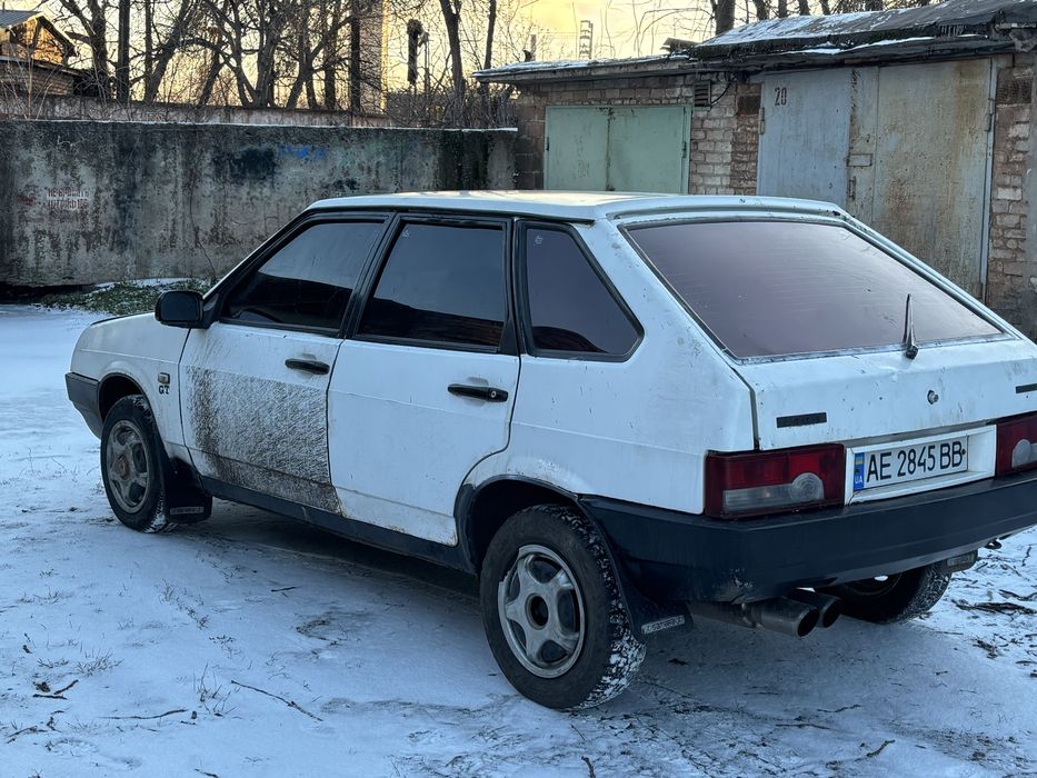 Автомобиль ВАЗ 2109 1.3 ГАЗ/бенз на ходу с переоформлением