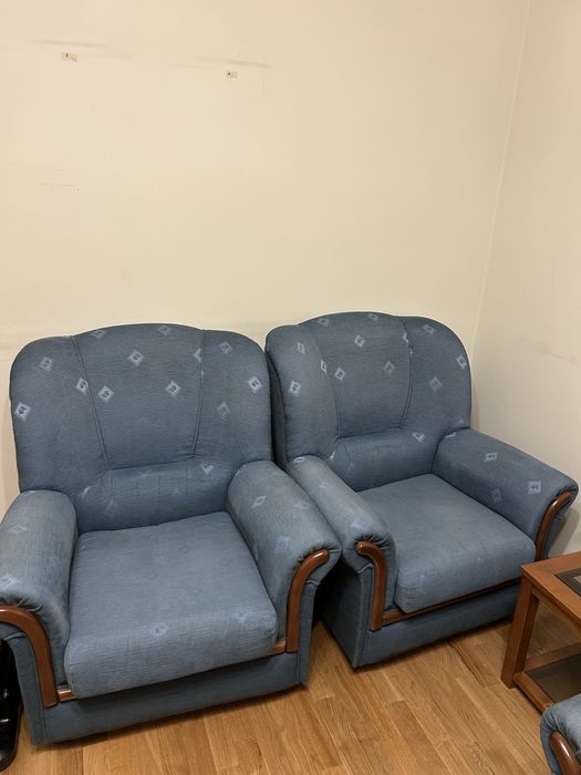 Conjunto sofá cama + 2 individuais