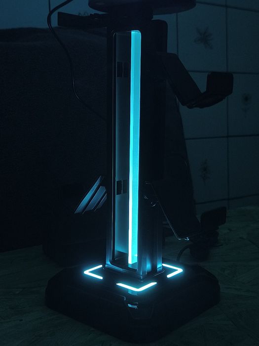 Suporte Comando e Fones  Gaming Led Goku (5 spots & 7 cores)