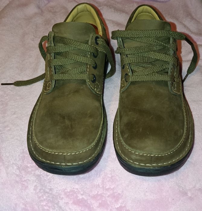 Półbuty firmy Clarks rozmiar 41