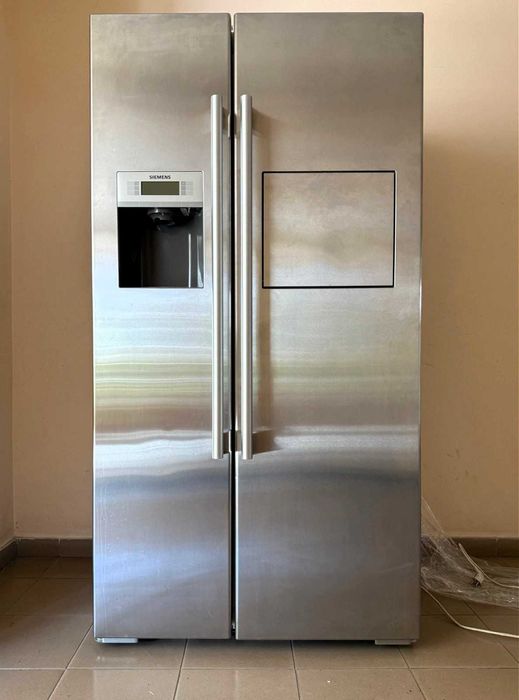 Холодильник Б/У з морозильною камерою Siemens KA63DA70