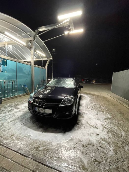 Opel Astra H/FL 3 2009 sedan 1.6 mpi