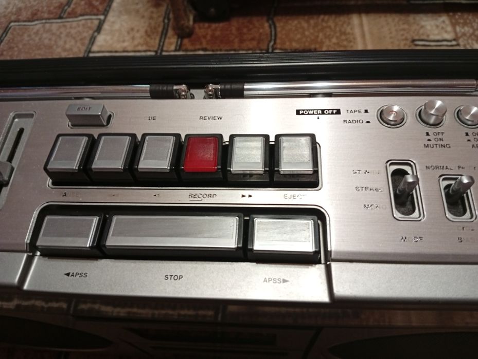 Магнітофон Sharp gf9090H.