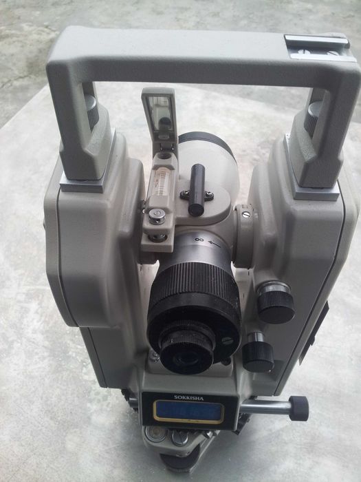 Taquímetro Electrónico SOKKIA DT 20 E