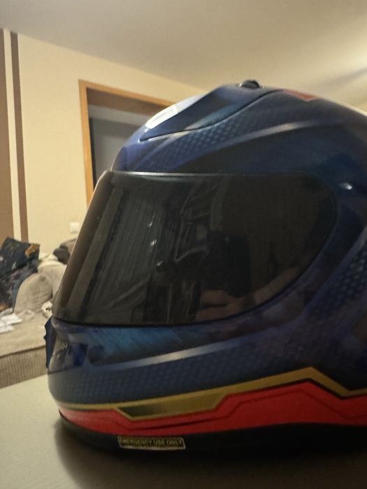 Kask HJC Rpha 11 Superman