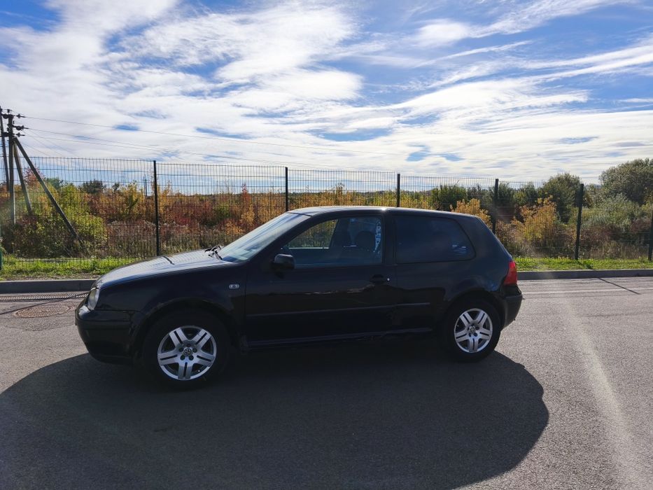 Продам Volkswagen Golf