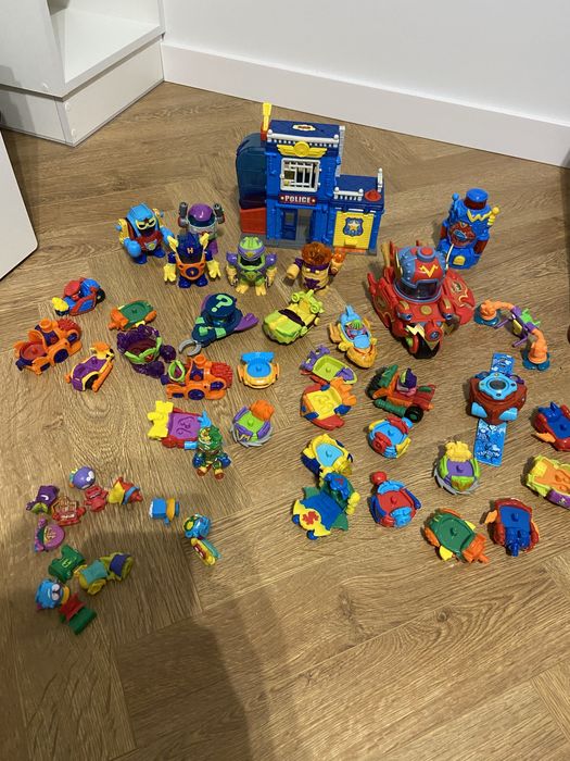 Kolekcja zabawek SUPER ZINGS