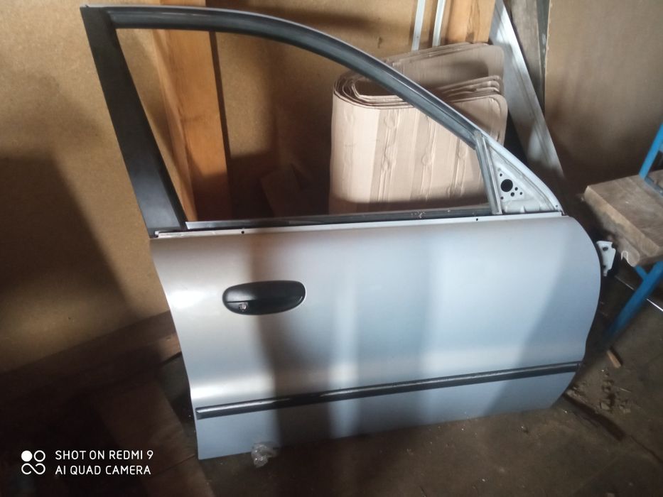 Передні двері пасажирські на Daewoo sens lanos
