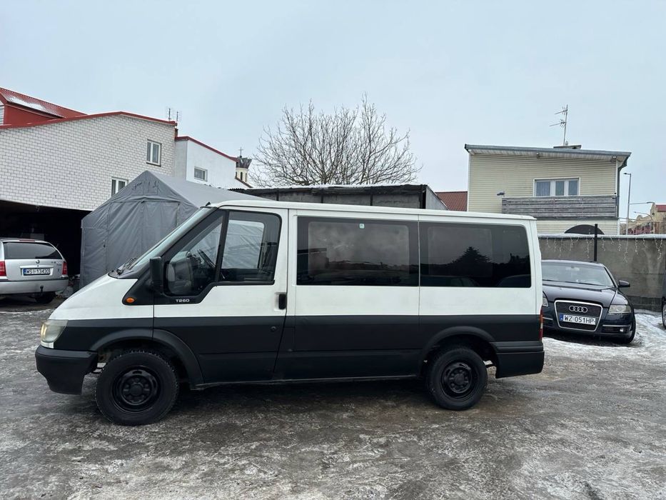 Ford Transit 2.0 diesel/9 osobowy/klima