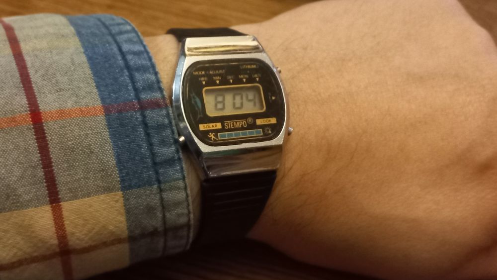 Sprzedam elektroniczny zegarek vintage Piratron Stempo