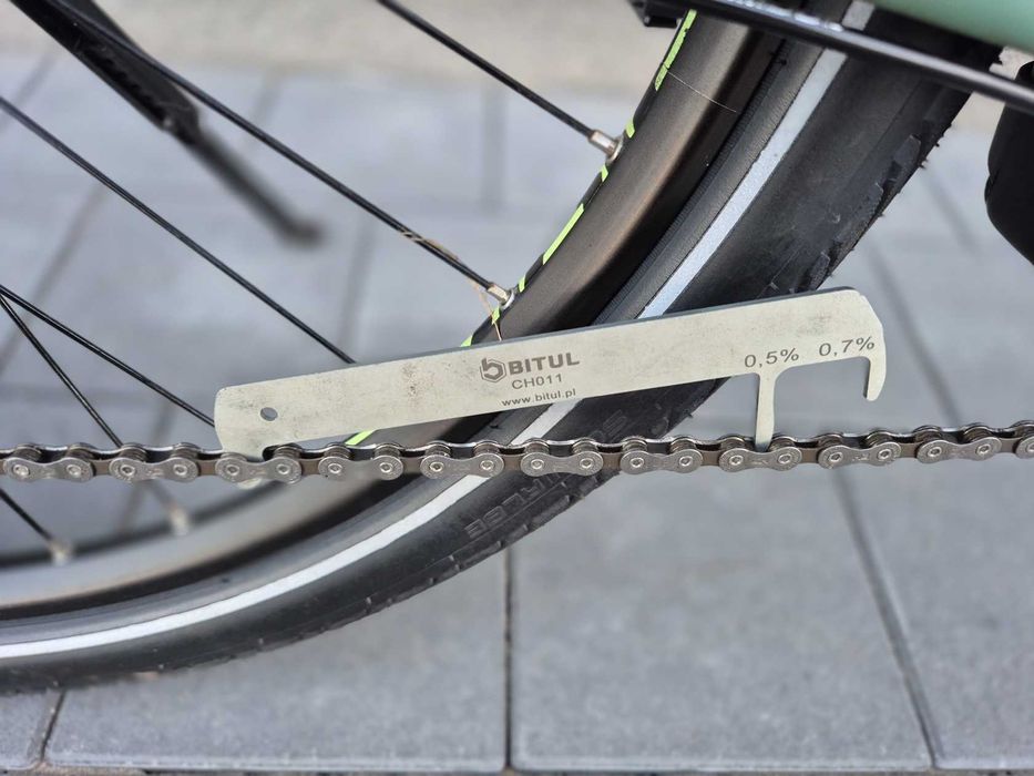 Rower elektryczny Cube Touring Hybrid ON1. roz. M, bardzo dobry stan !