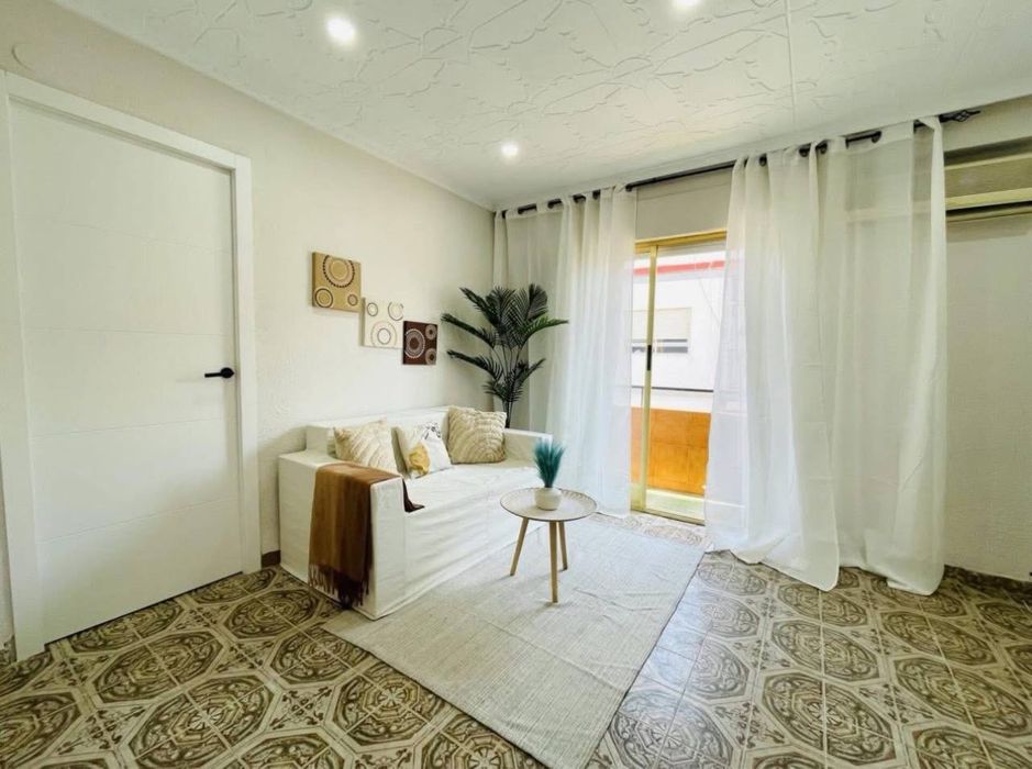 3-комнатная квартира в Аликанте,Испания