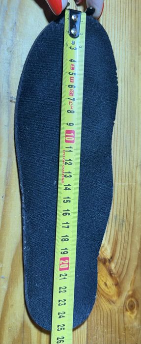 Оригінальні кросівки Salomon Waterproof. Розмір 39(25 см)