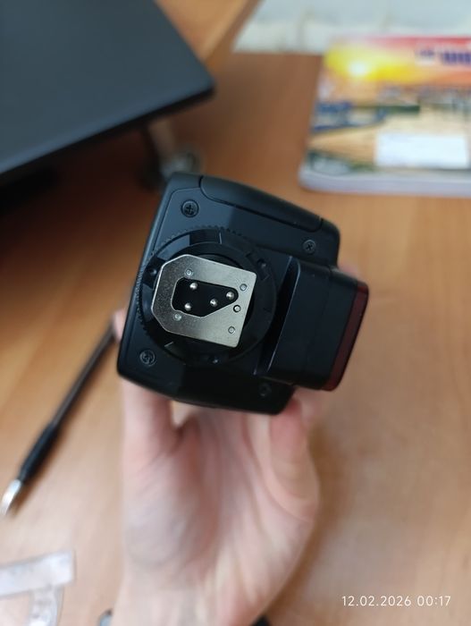 Продам вспышку . Yongnuo Speedlite YN568EX III