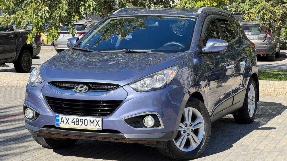 Hyundai ix35 2011 2,0 газ бензин автомат