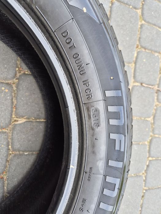 Opony zimowe 17  Infinity Ecozen, dobry stan, 225/55/R17 101V