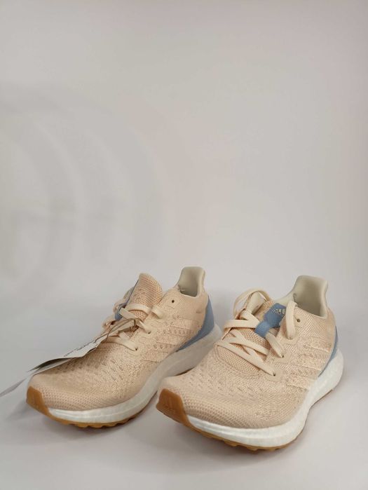 Adidas Buty damskie sportowe UNCAGET LAB r. 36