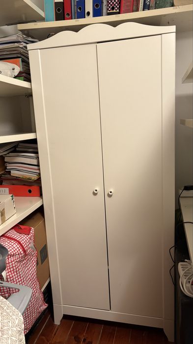 Armario branco bom estado