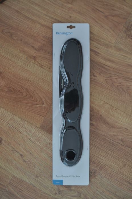 Kensington Keyboard Wrist Rest, Black (3)64284595677825120