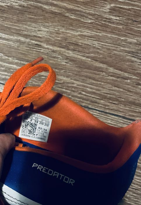 Turfy Adidas, rozmiar 34. Stan bardzo dobry.