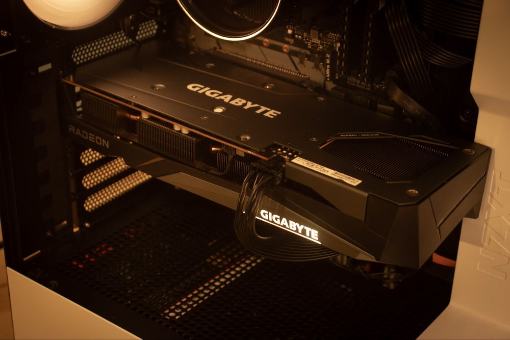 PC - RX 7600 (Gwar.) - 32 GB RAM - NZXT - R5 3600 XT