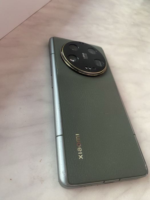 Сяоми 13 ультра, Xiaomi 13 ultra