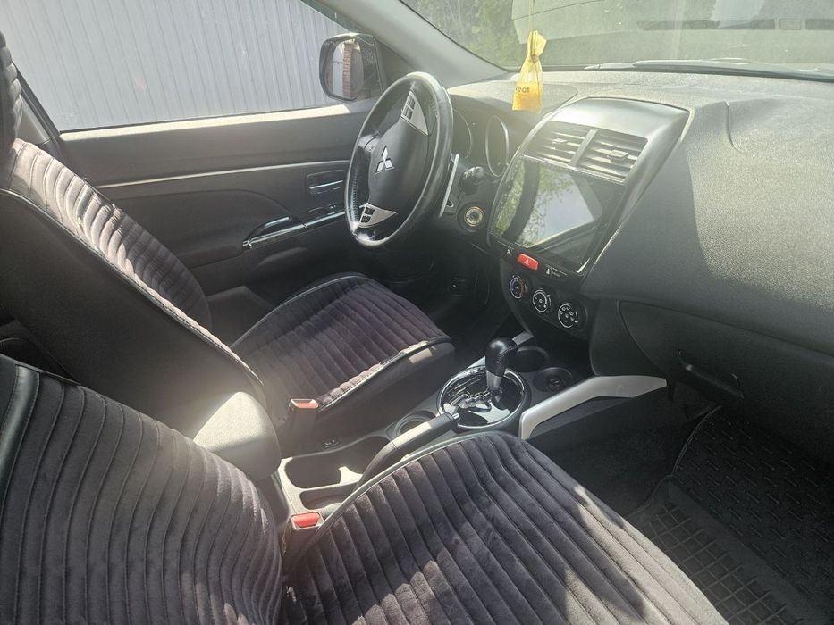 Продам авто Мітсубісі ASX 2011 ,бензин 1,8,АКПП,Варіатор(CVT).Київ.