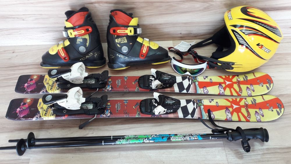 Komplet 90 cm ATOMIC Buty 20 cm Kask Kijki Gogle