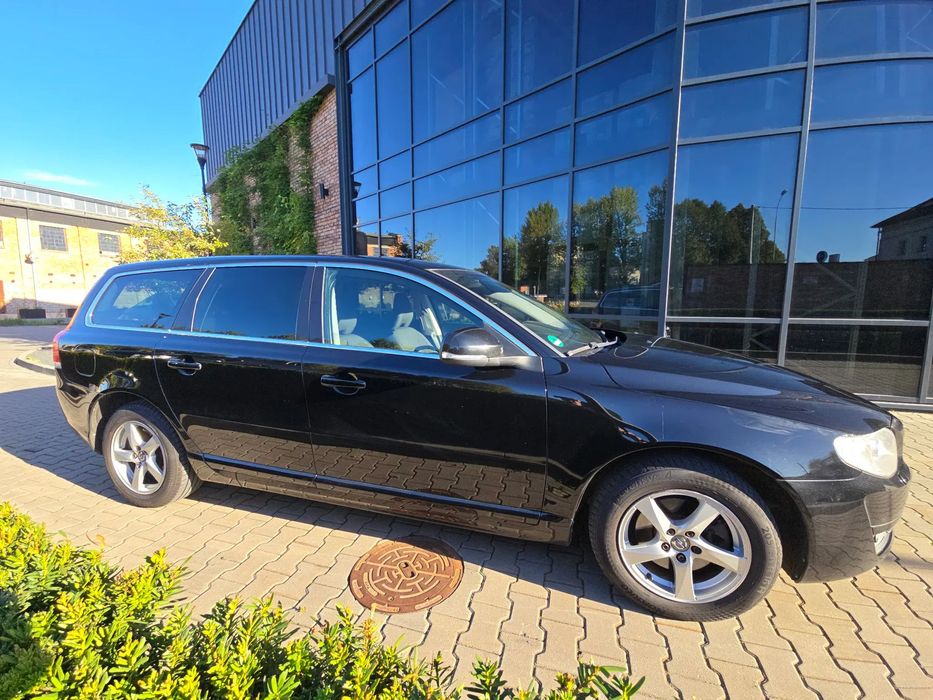 Volvo V70 1 Właściciel | Bezwypadkowy | Oryg. Lakier | Kinetic | Navi | PDC