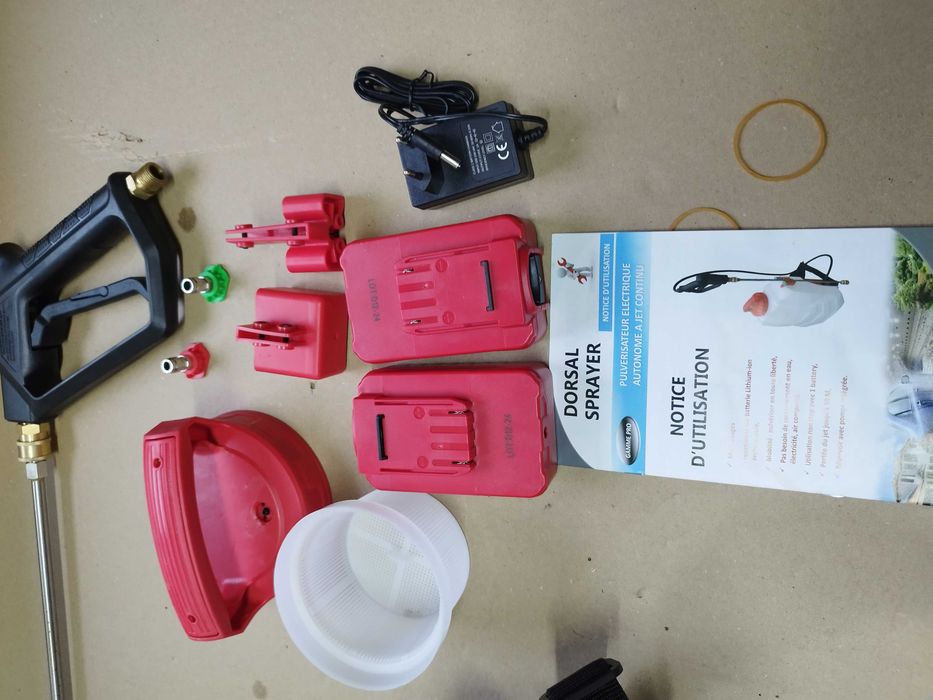 Opryskiwacz akumulatorowy Dorsal 16 l 3L/min 2x Akumulator w zestawie