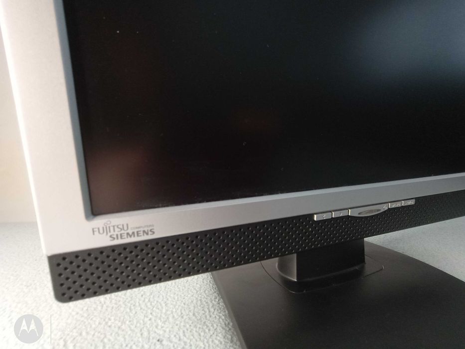Monitor Fujitsu Siemens L7ZA, 17 cali