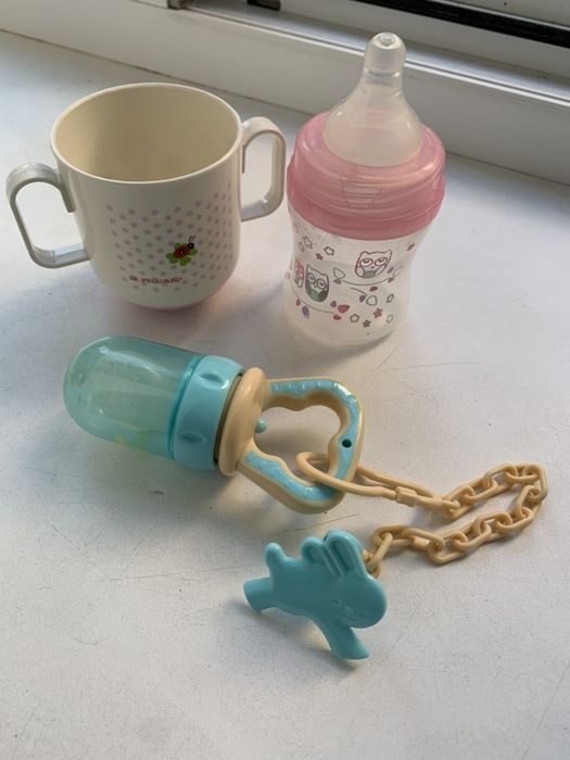 Детские пренадлежности (ниблер, бутылочка, чашка)