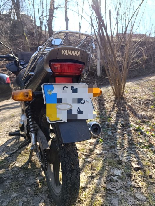 Yamaha мотоцикл 125 куб. мотик 2004 ідеальний