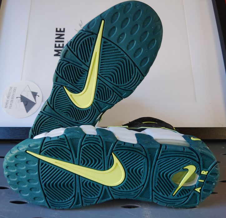 Air Air More Uptempo GS 36,5