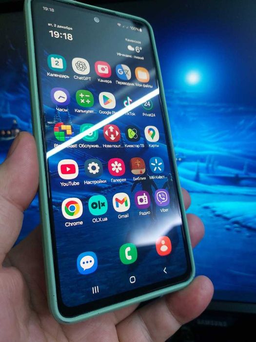 Телефон Samsung A72 6/128 +комплект