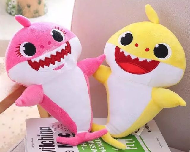 Мягкая игрушка акулёнок беби Шарк baby shark 30 см жёлтый /розовый/гол