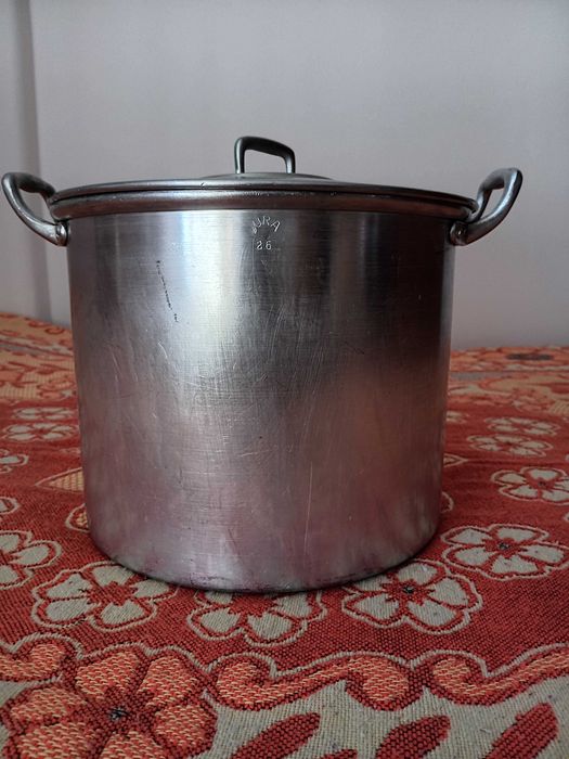 Tachos e Panela em alumínio