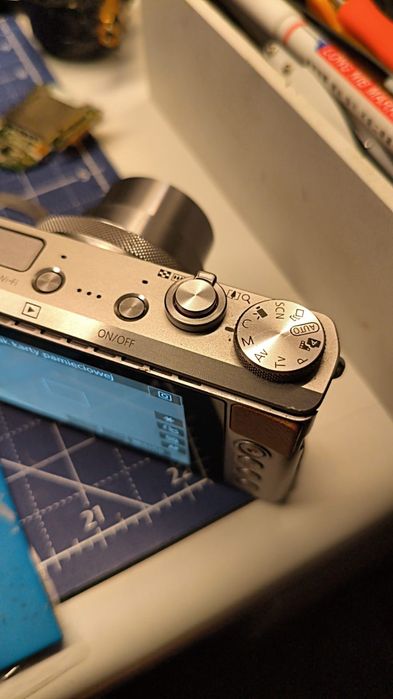 Canon G9X /// Silver Model // Tel 663^706^027