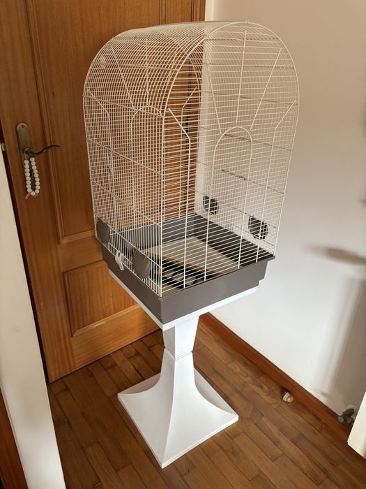 Gaiola de pássaro com pé de suporte + acessorios