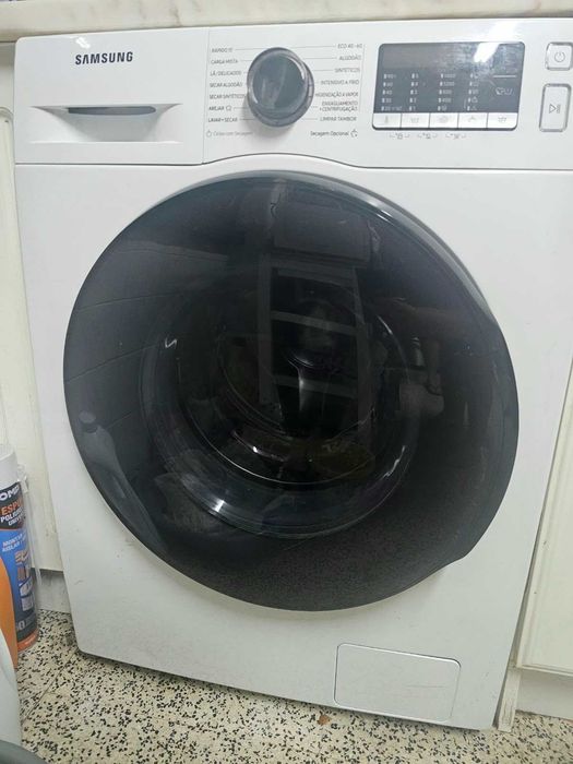 Máquina de Lavar e Secar Roupa Samsung (Higienerização a Vapor) – Excelente Estado