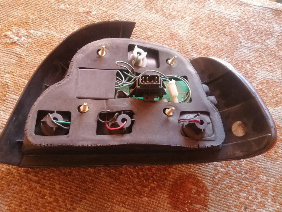 Задній лед фонарь е39