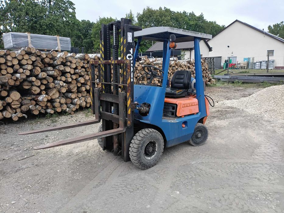 Sprzedam Wózek Widłowy Toyota Sprawny 100 %