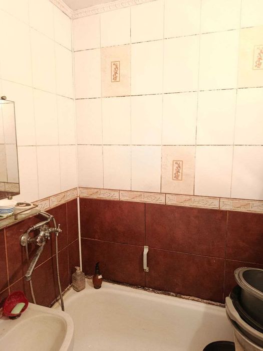 Продам Частину будинка 4-кімнати р-н Дастора