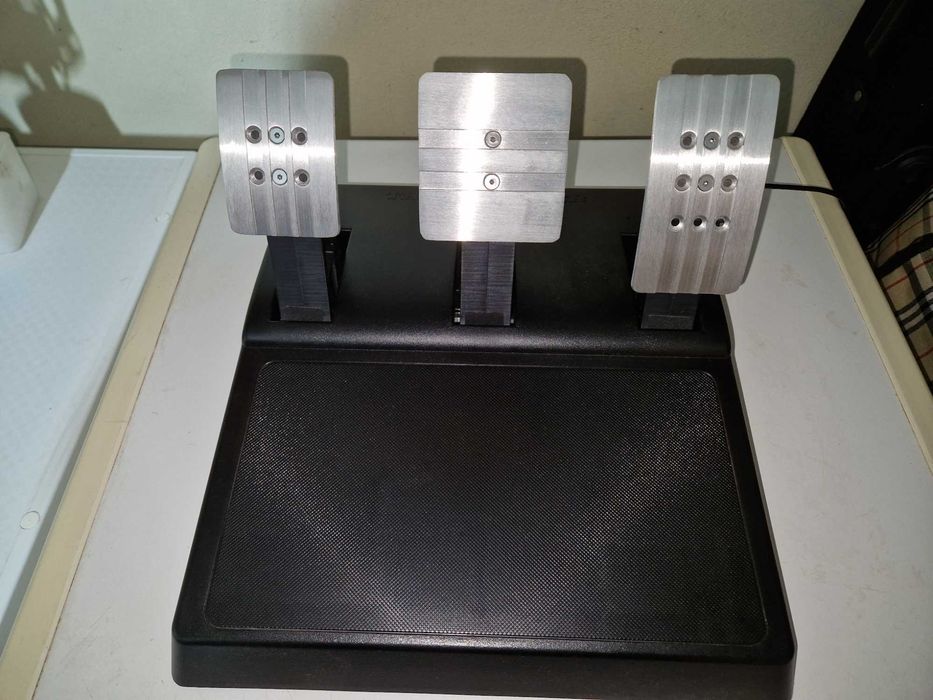 Volante Thrustmaster T300RS GT Edition