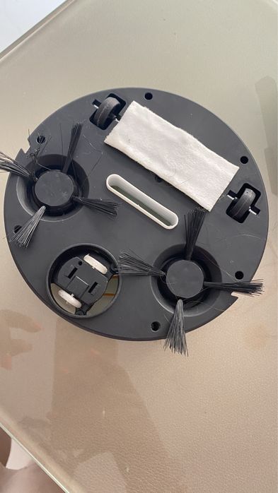 Mini Robo aspirador branco